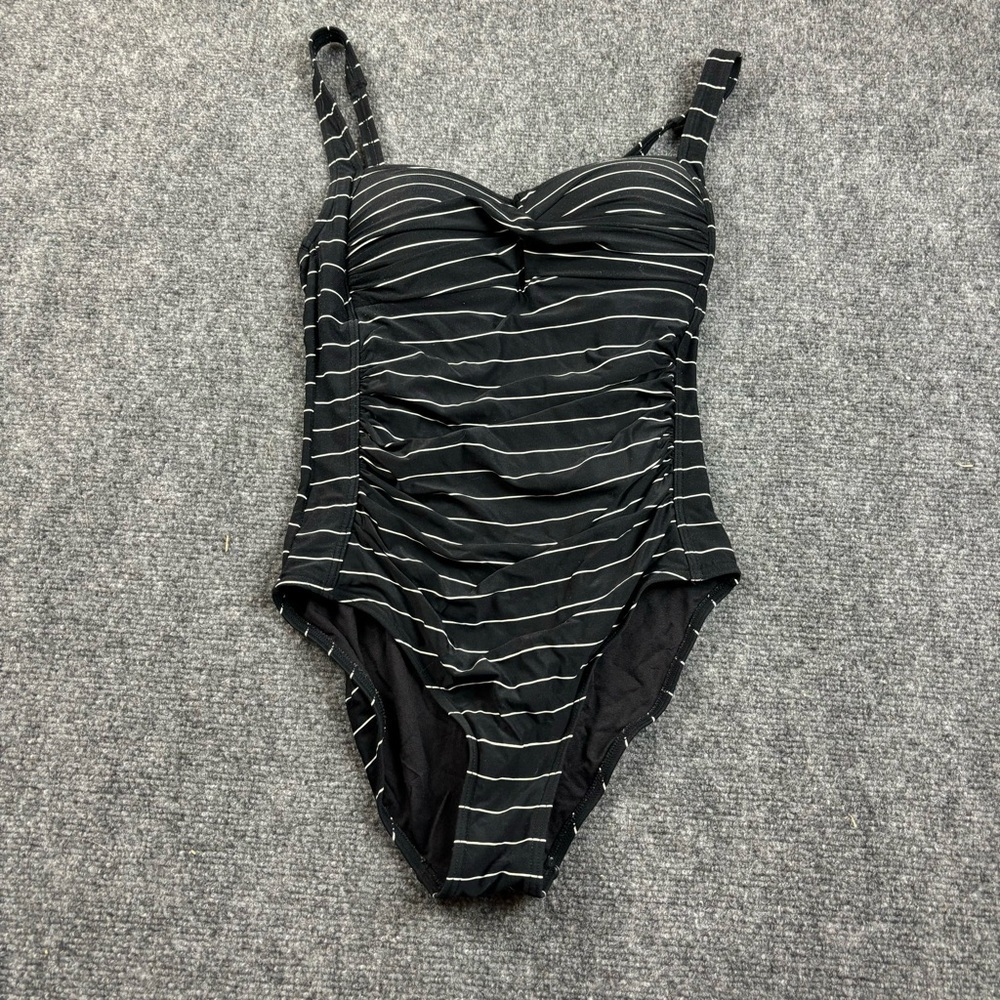 NIPTUCK Swim Women’s Stripe Joanne One Piece Swimsuit Black/White size: 6
